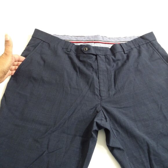 Tommy Hilfiger Navy Blue Dress Pants Men Size 39 x 29.5 Zipper Fly Pockets - Picture 2 of 12